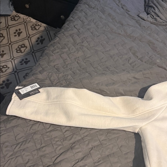 Express Cream Trench Coat for Women - Picture 7 of 7